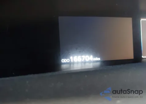 2018 Toyota Prius Prime Plus z USA, uszkodzony, nr VIN JTDKARFP4J3081115